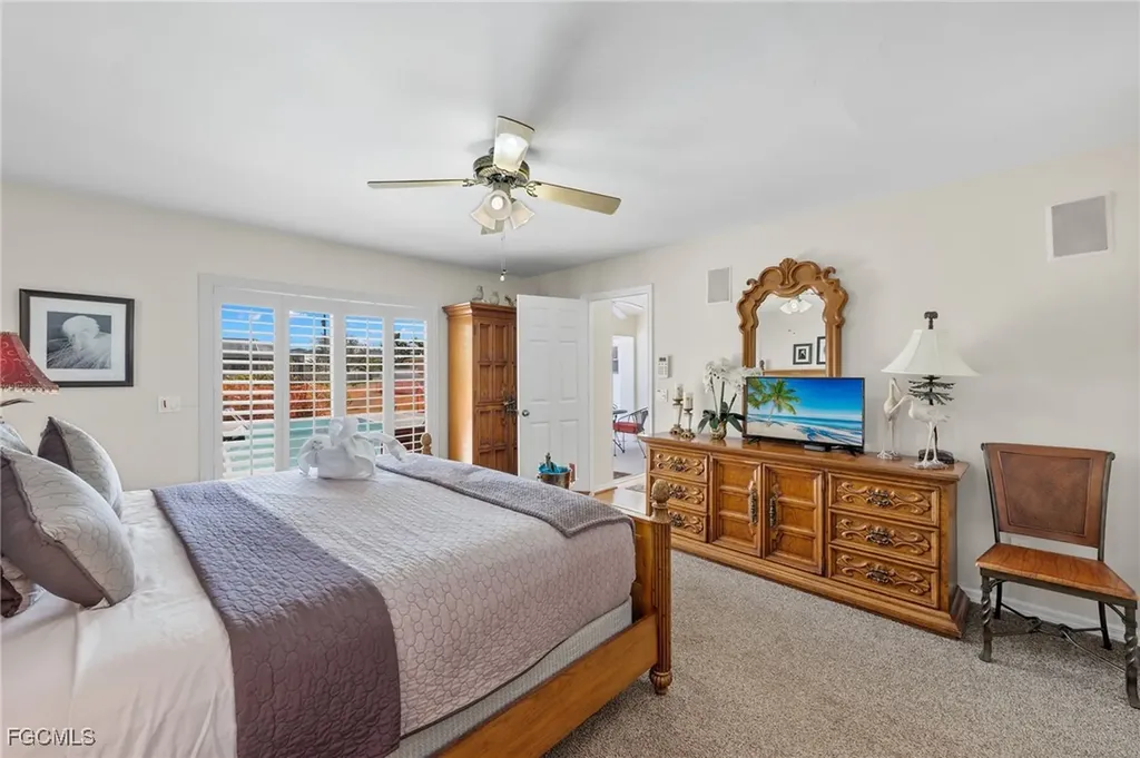 2305 SW 19th Place Cape Coral FL 33991