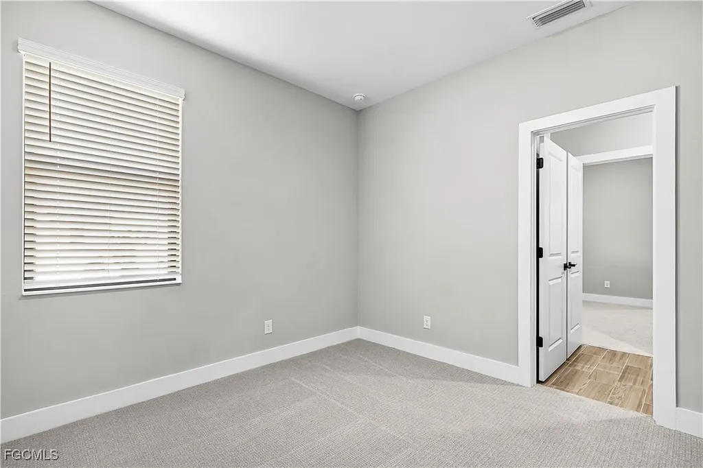 2705 SW 4th Avenue Cape Coral FL 33914