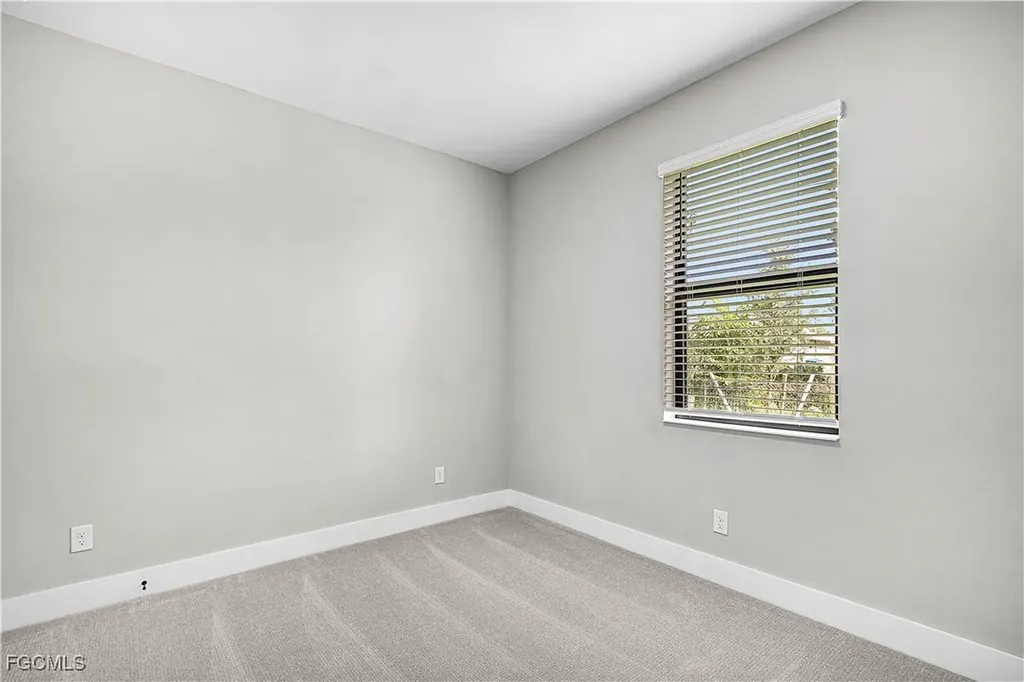 2705 SW 4th Avenue Cape Coral FL 33914