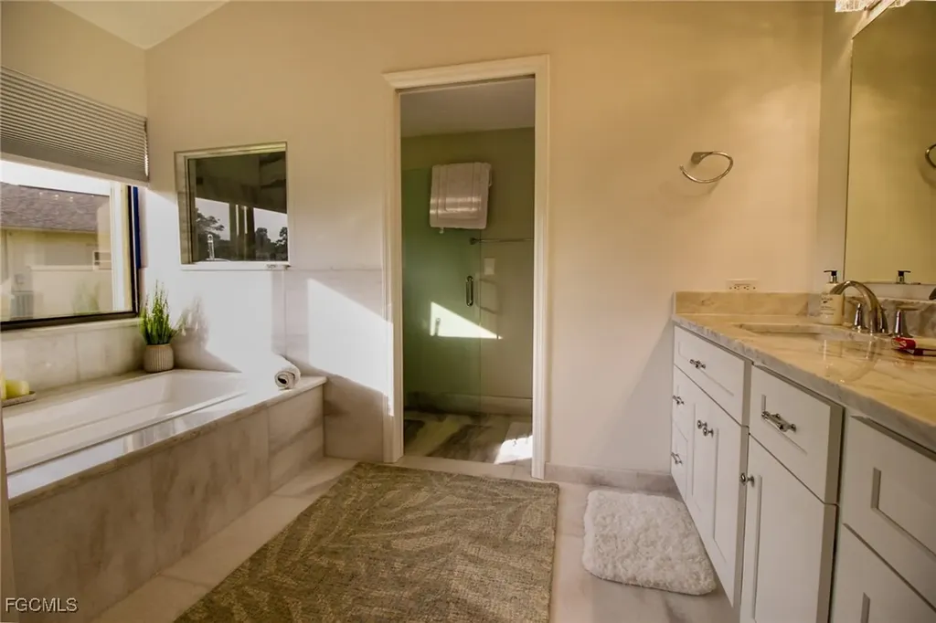 4220 Glasgow Court North Fort Myers FL 33903