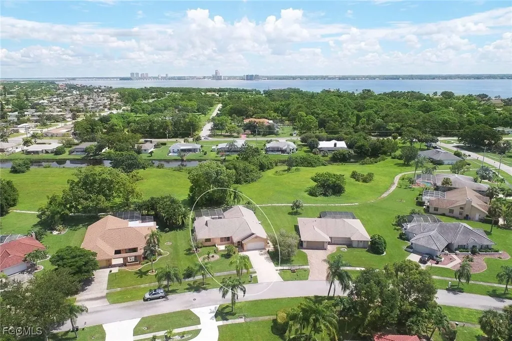 4220 Glasgow Court North Fort Myers FL 33903