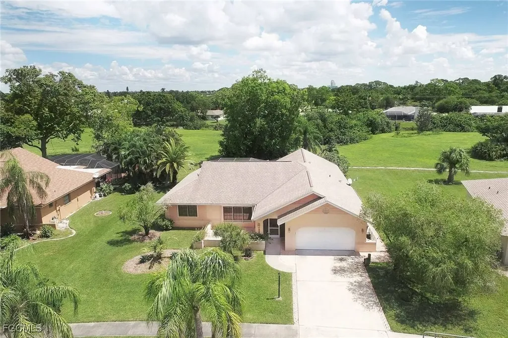 4220 Glasgow Court North Fort Myers FL 33903