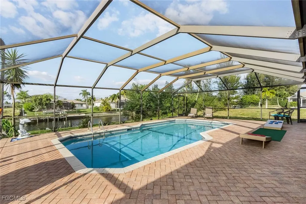 201 SE 28th Terrace Cape Coral FL 33904
