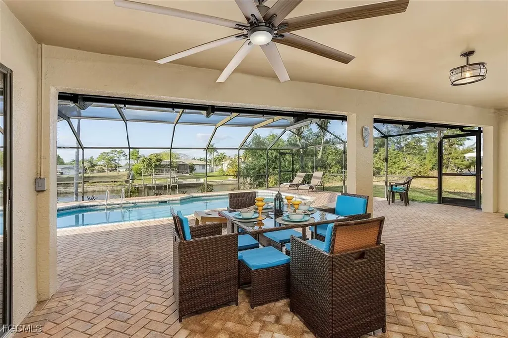 201 SE 28th Terrace Cape Coral FL 33904