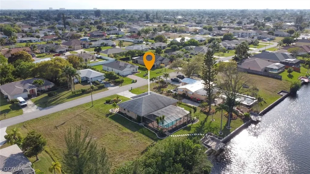 201 SE 28th Terrace Cape Coral FL 33904