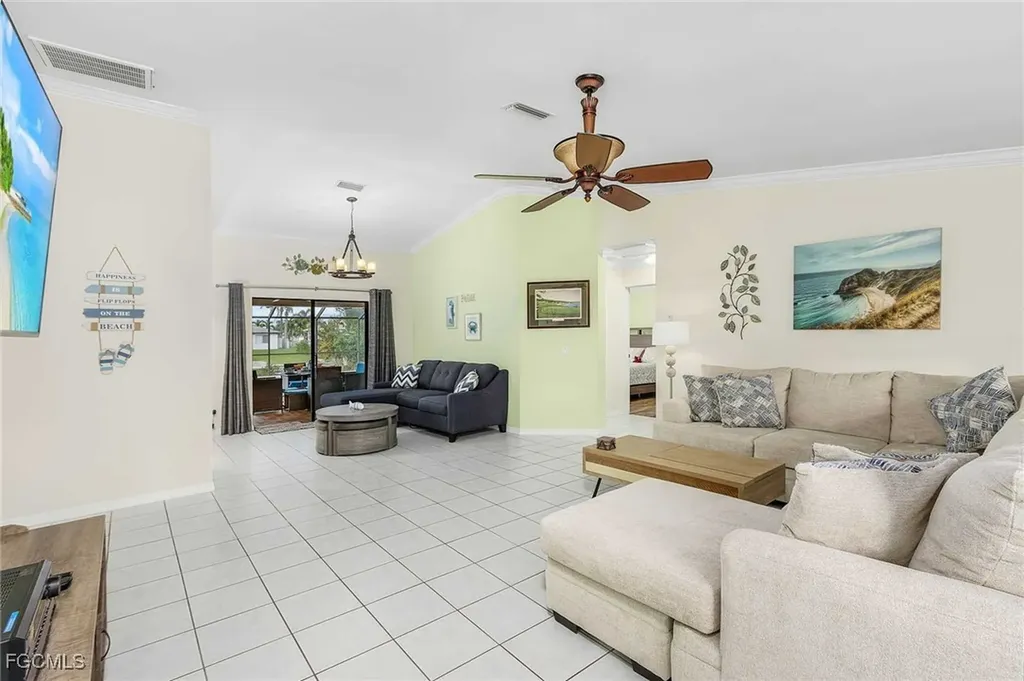 201 SE 28th Terrace Cape Coral FL 33904