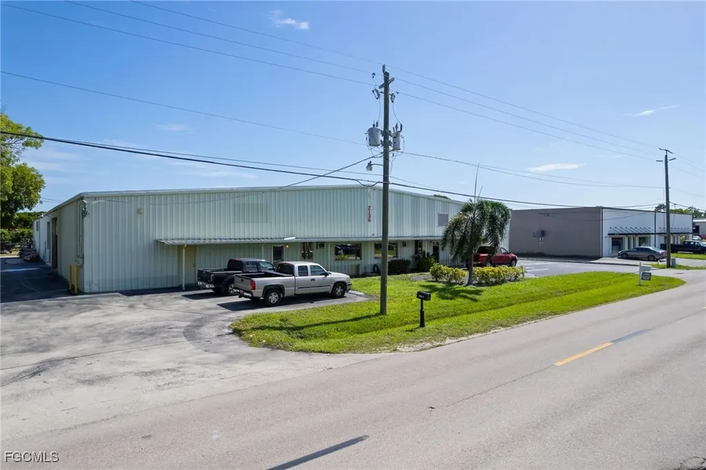 2130 Andrea Lane Fort Myers FL 33912