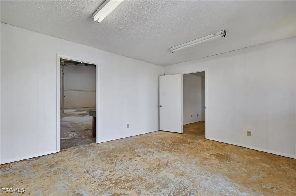 2130 Andrea Lane Fort Myers FL 33912