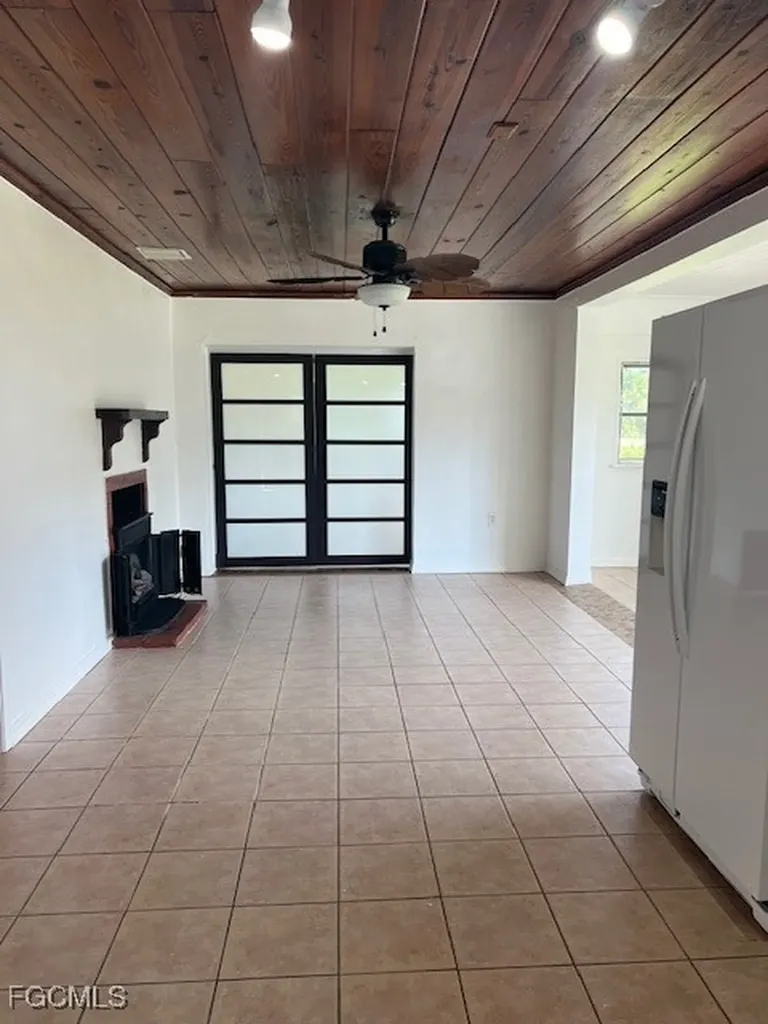 5428 Avenue C Bokeelia FL 33922