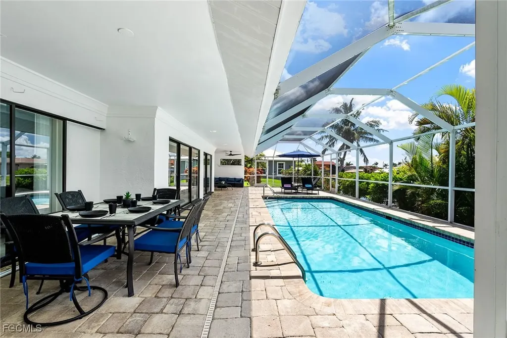 2328 SE 27th Street Cape Coral FL 33904
