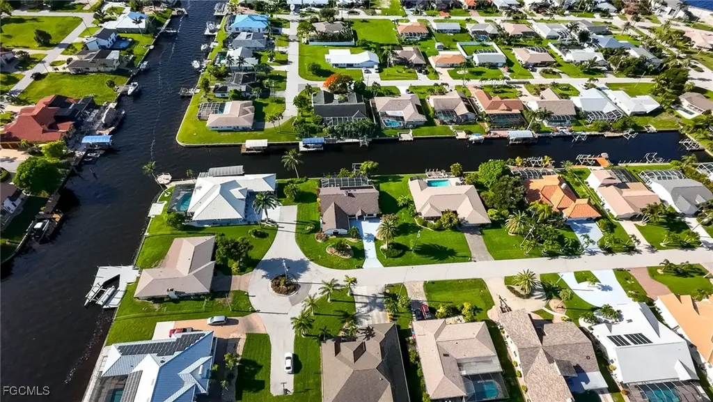2328 SE 27th Street Cape Coral FL 33904
