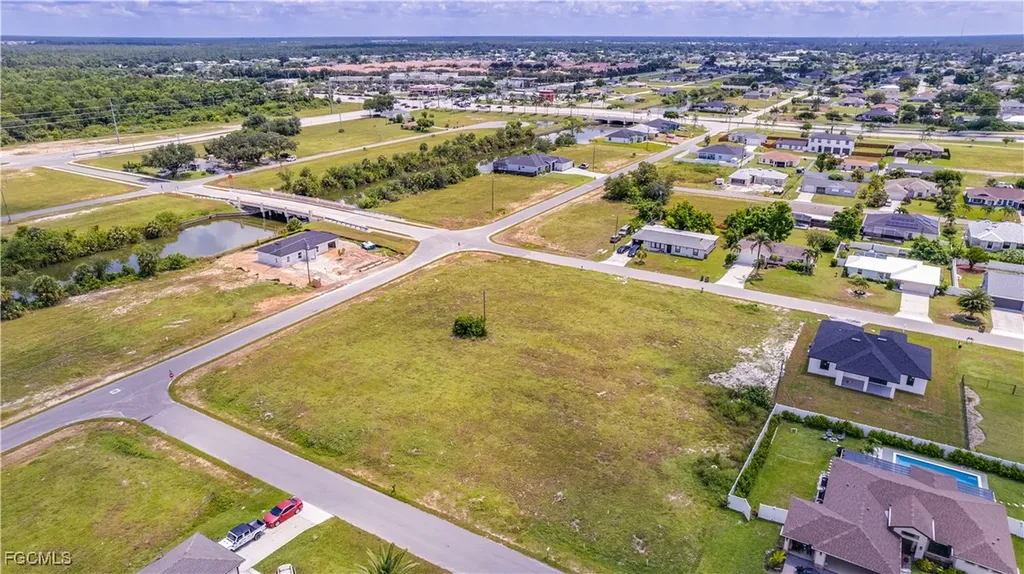 2213 NE 14th Avenue Cape Coral FL 33909