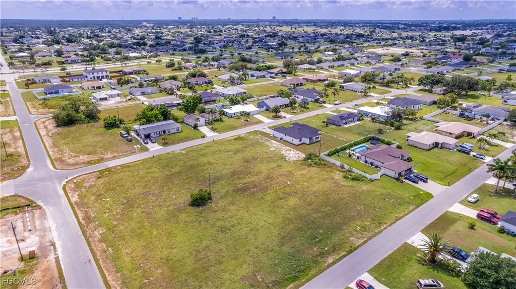 2213 NE 14th Avenue Cape Coral FL 33909