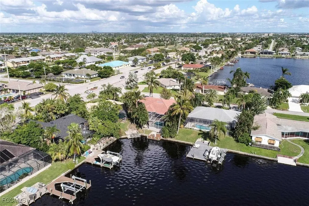 4808 SW 5th Place Cape Coral FL 33914