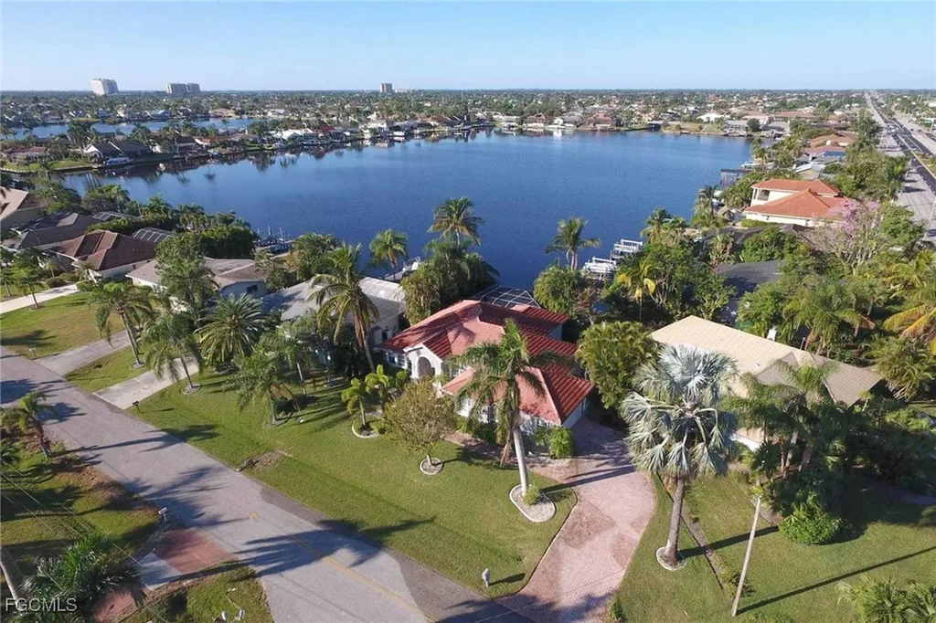 4808 SW 5th Place Cape Coral FL 33914