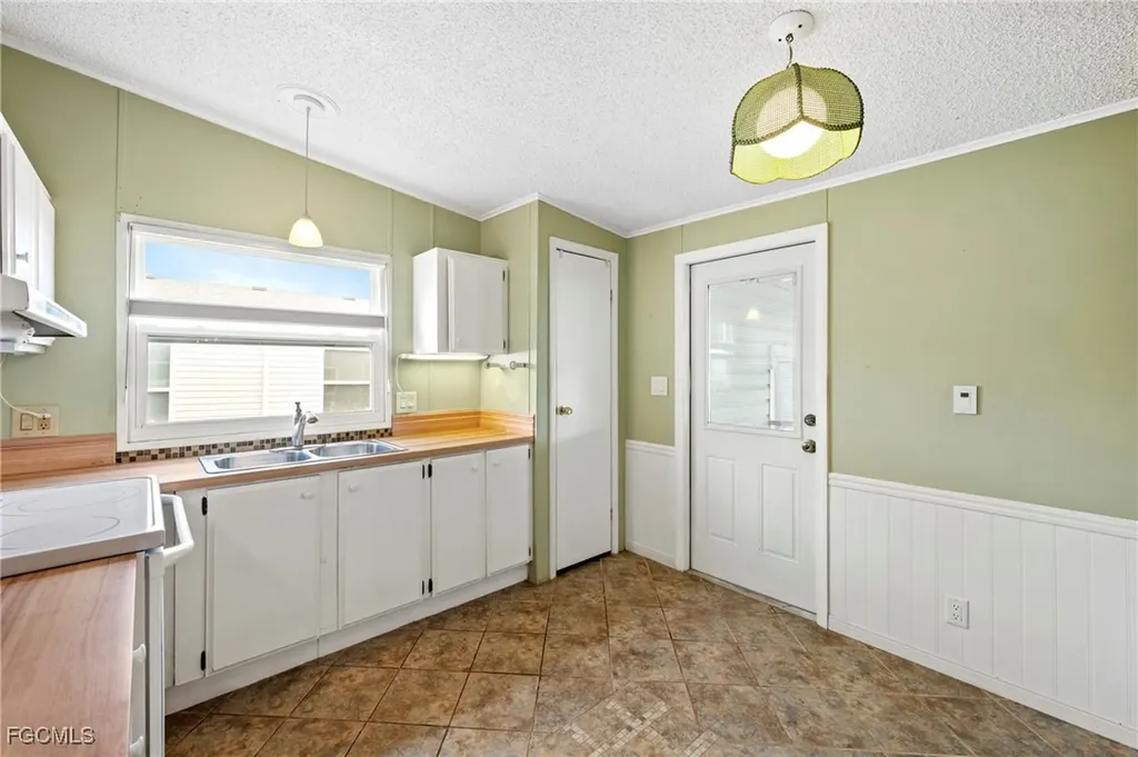 9849 Creekwood Lane Fort Myers FL 33905