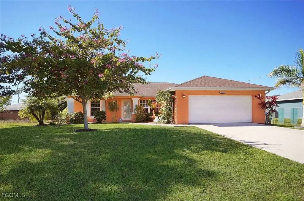 1916 NW 13th Place Cape Coral FL 33993