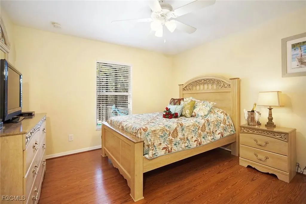 1916 NW 13th Place Cape Coral FL 33993