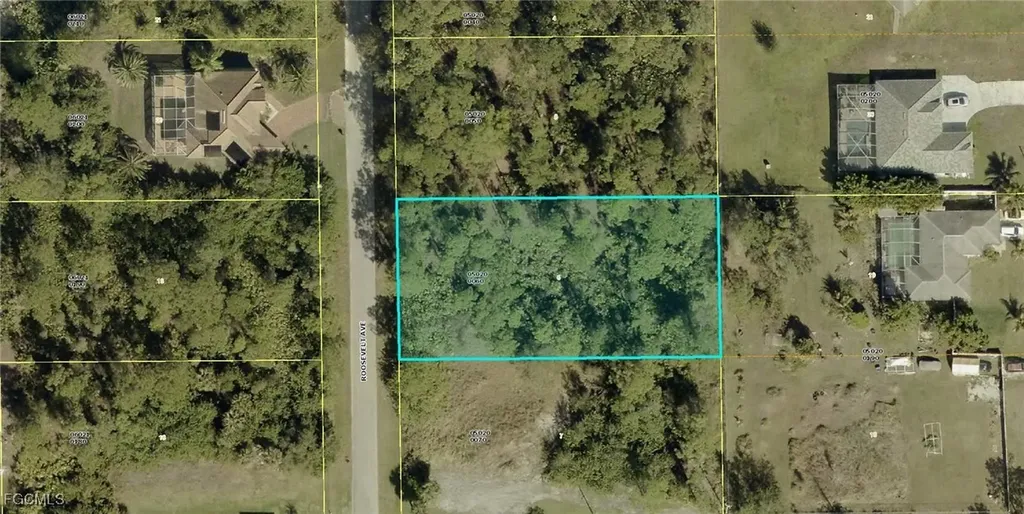 912 Roosevelt Avenue Lehigh Acres FL 33936