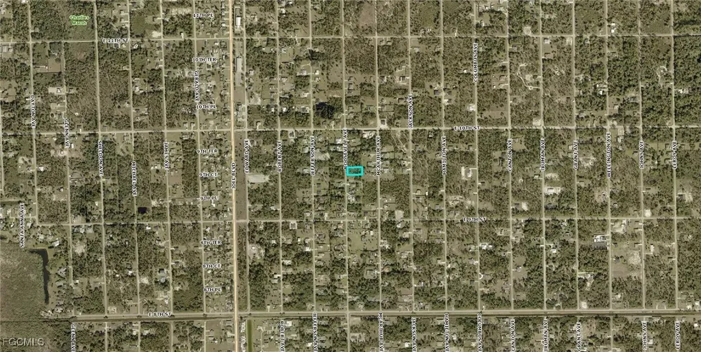 912 Roosevelt Avenue Lehigh Acres FL 33936