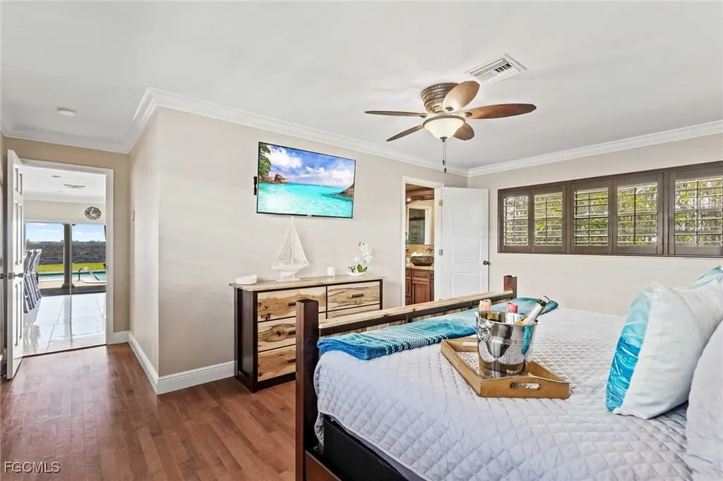 252 Bayshore Drive Cape Coral FL 33904