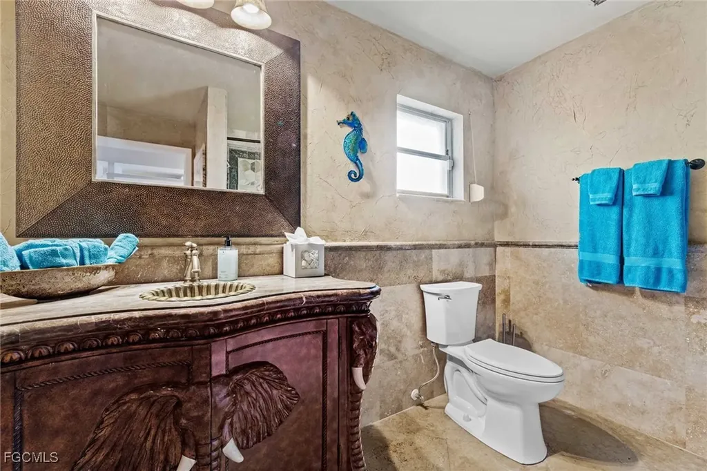 252 Bayshore Drive Cape Coral FL 33904
