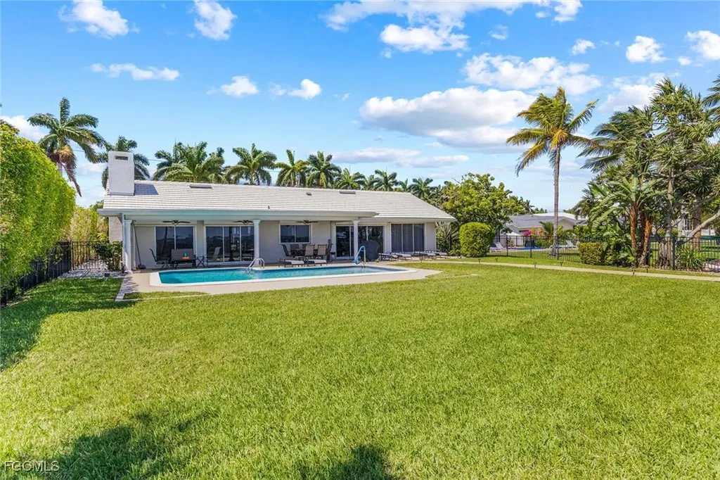 252 Bayshore Drive Cape Coral FL 33904