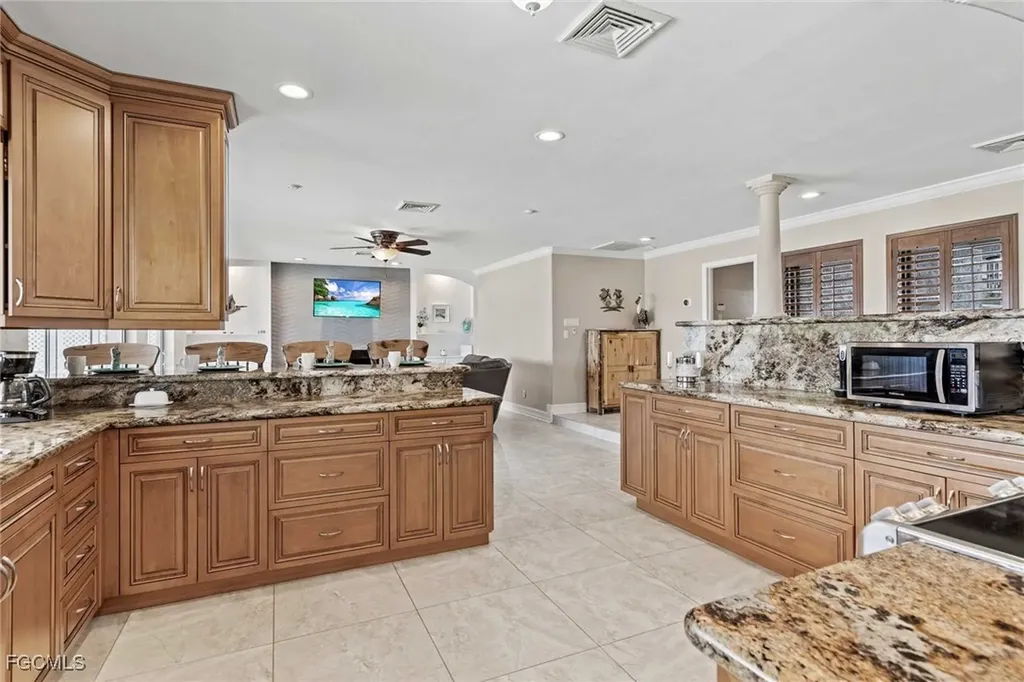 252 Bayshore Drive Cape Coral FL 33904