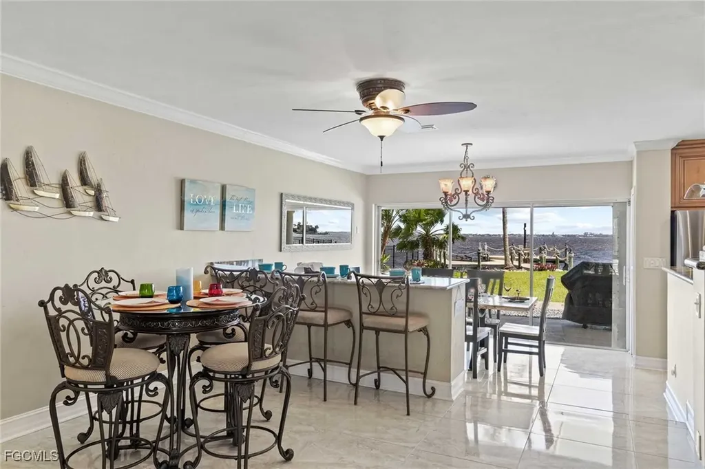 252 Bayshore Drive Cape Coral FL 33904