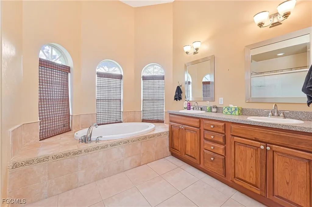 735 Troy Avenue Lehigh Acres FL 33974
