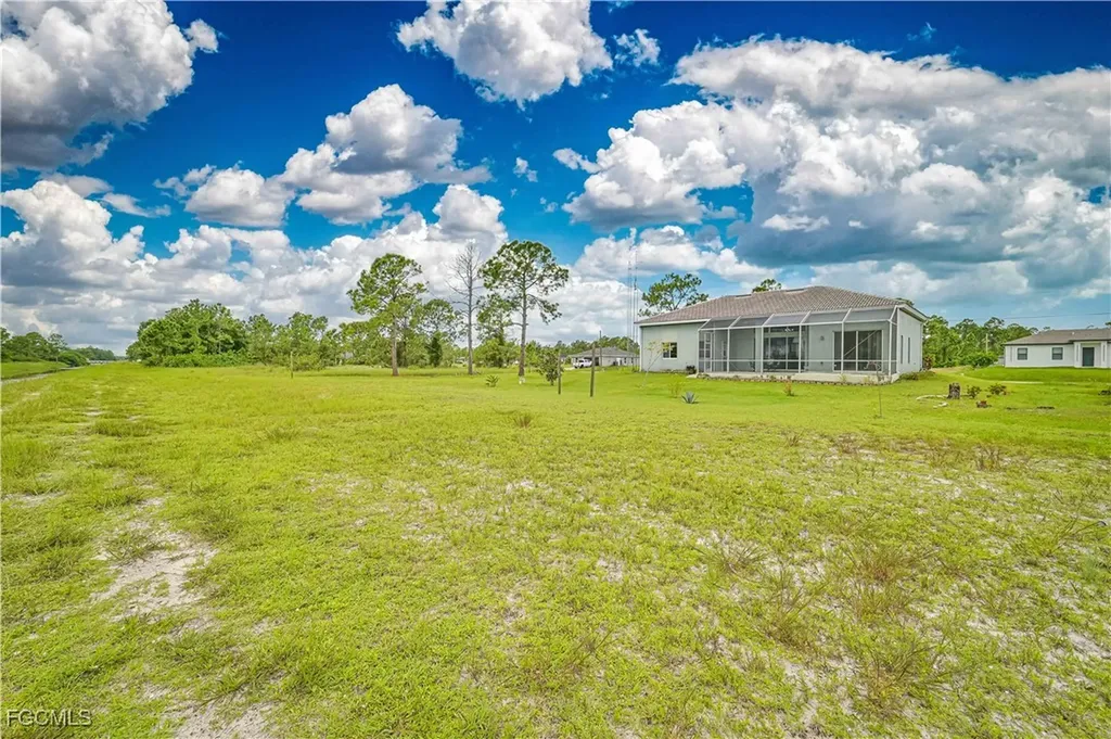 735 Troy Avenue Lehigh Acres FL 33974