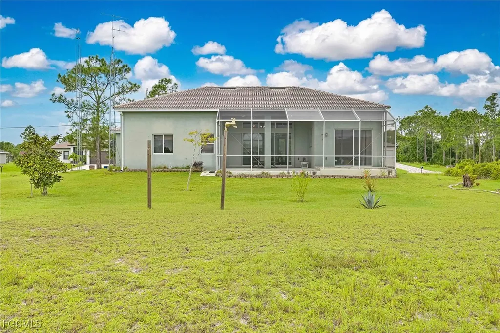 735 Troy Avenue Lehigh Acres FL 33974