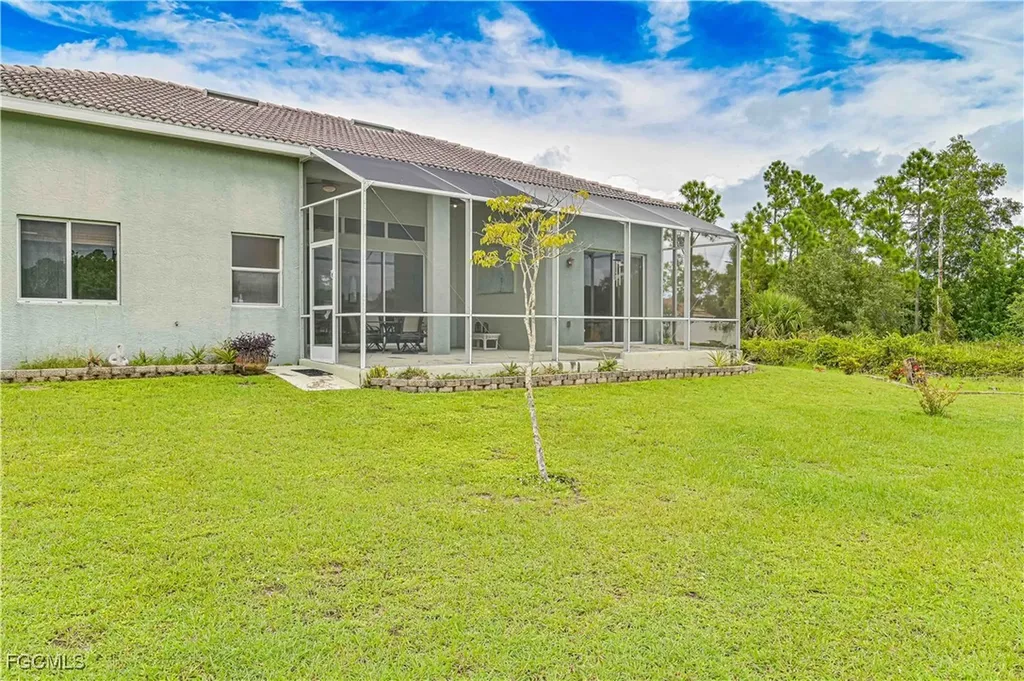 735 Troy Avenue Lehigh Acres FL 33974