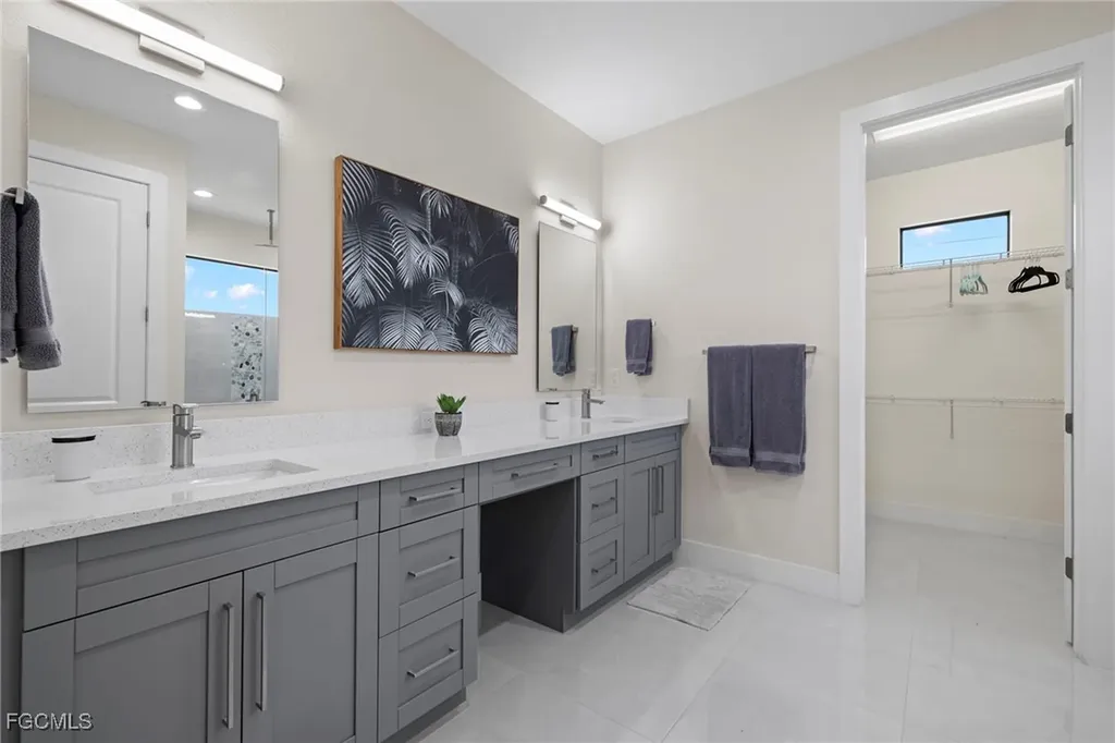1137 SW 18th Court Cape Coral FL 33991