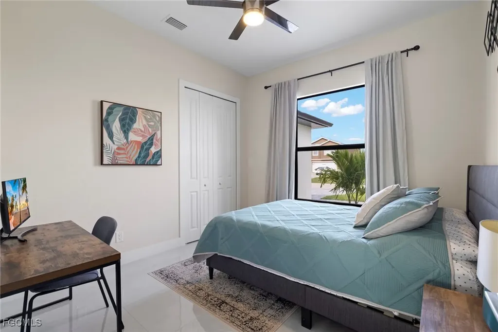 1137 SW 18th Court Cape Coral FL 33991