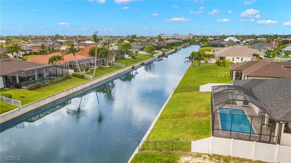 1137 SW 18th Court Cape Coral FL 33991