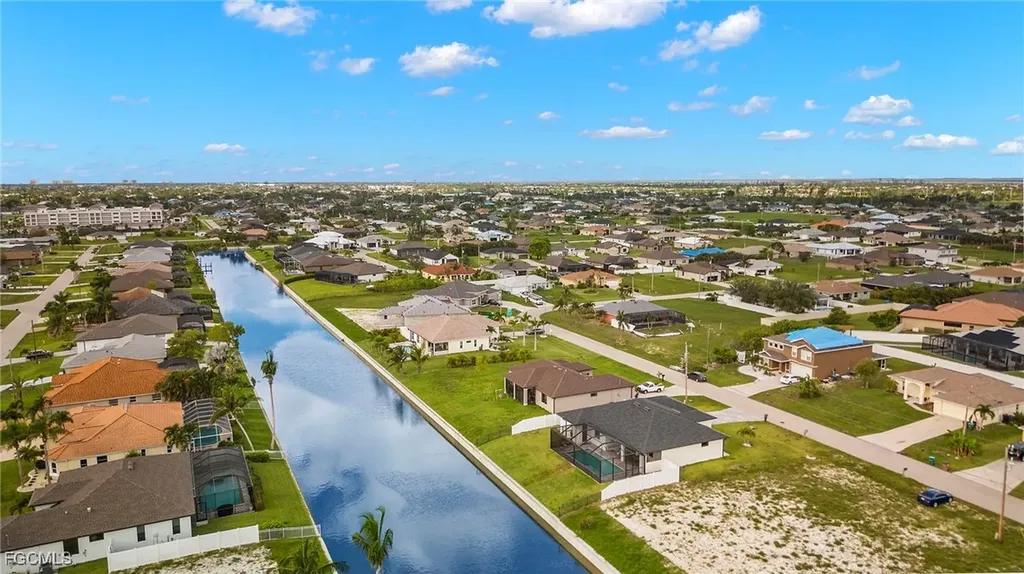 1137 SW 18th Court Cape Coral FL 33991