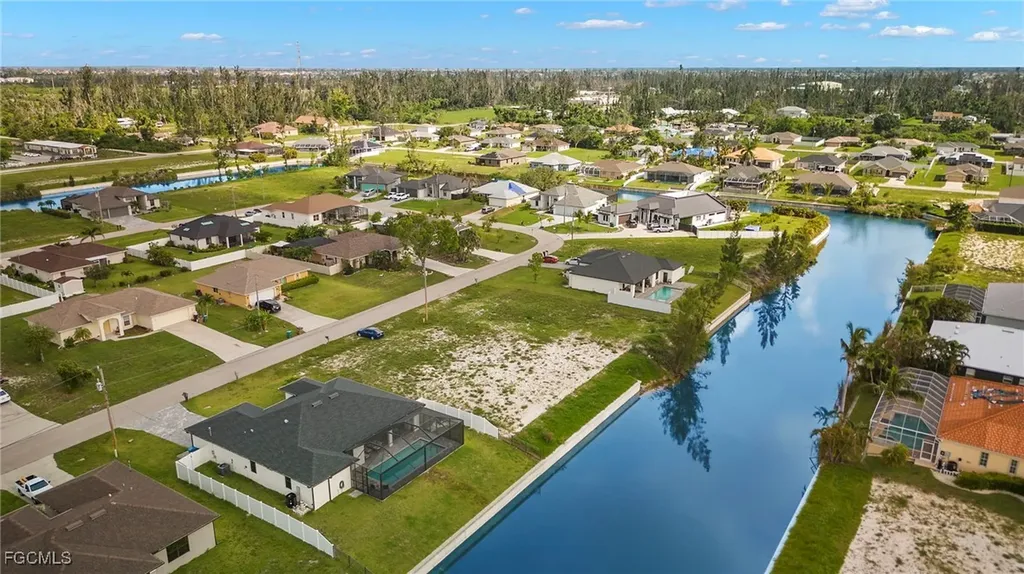 1137 SW 18th Court Cape Coral FL 33991