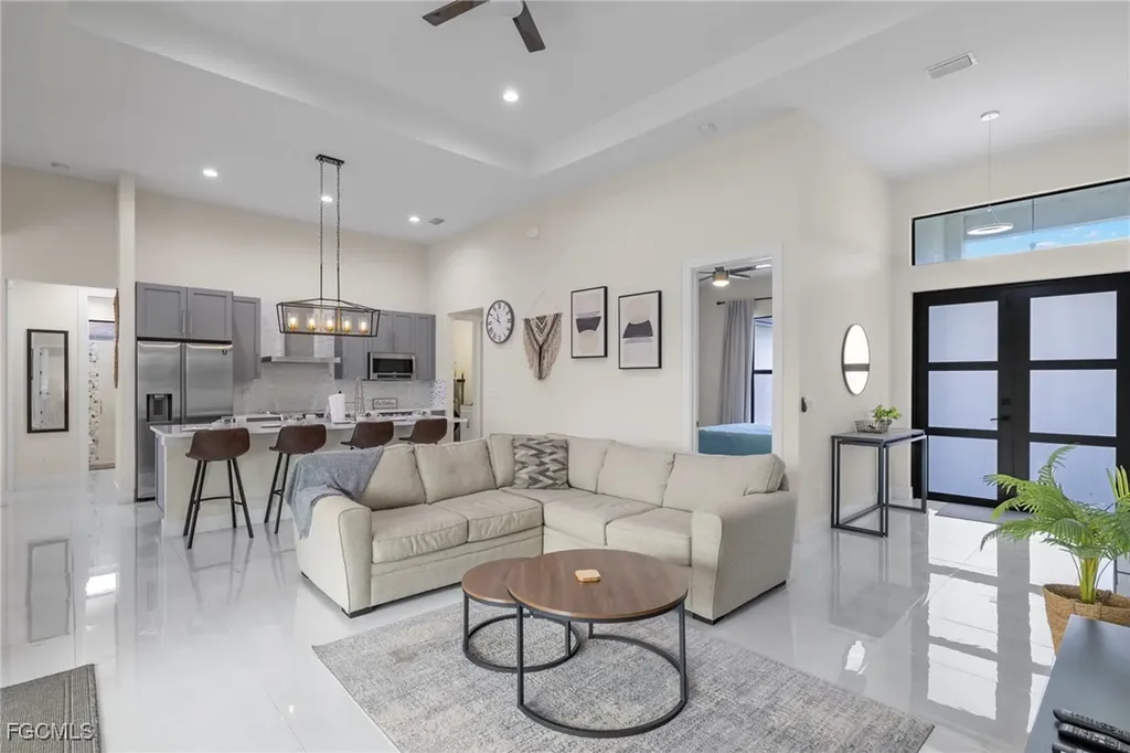 1137 SW 18th Court Cape Coral FL 33991