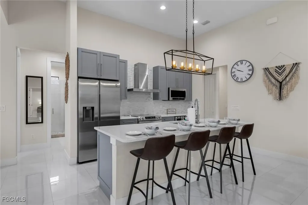 1137 SW 18th Court Cape Coral FL 33991