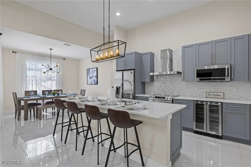 1137 SW 18th Court Cape Coral FL 33991