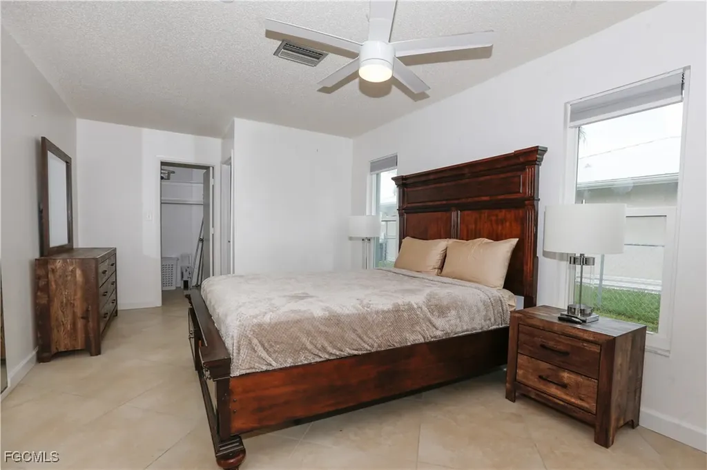 3417 SE 22nd Avenue Cape Coral FL 33904