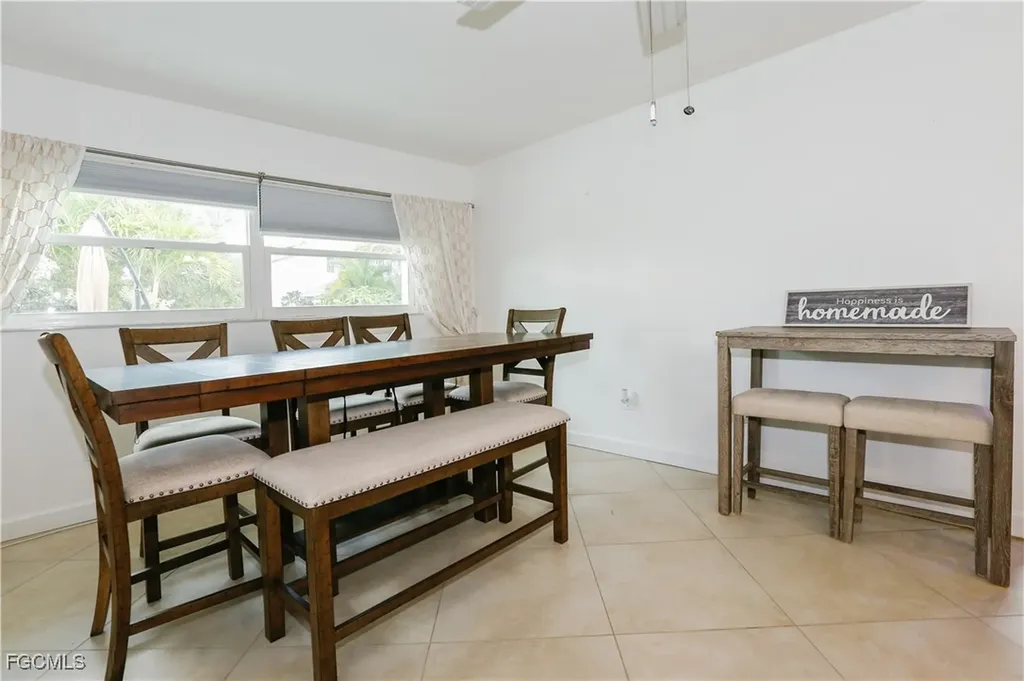 3417 SE 22nd Avenue Cape Coral FL 33904