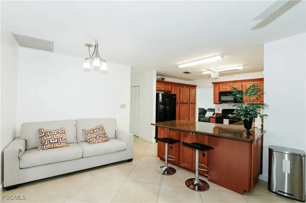 3417 SE 22nd Avenue Cape Coral FL 33904