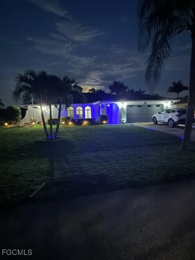 3417 SE 22nd Avenue Cape Coral FL 33904