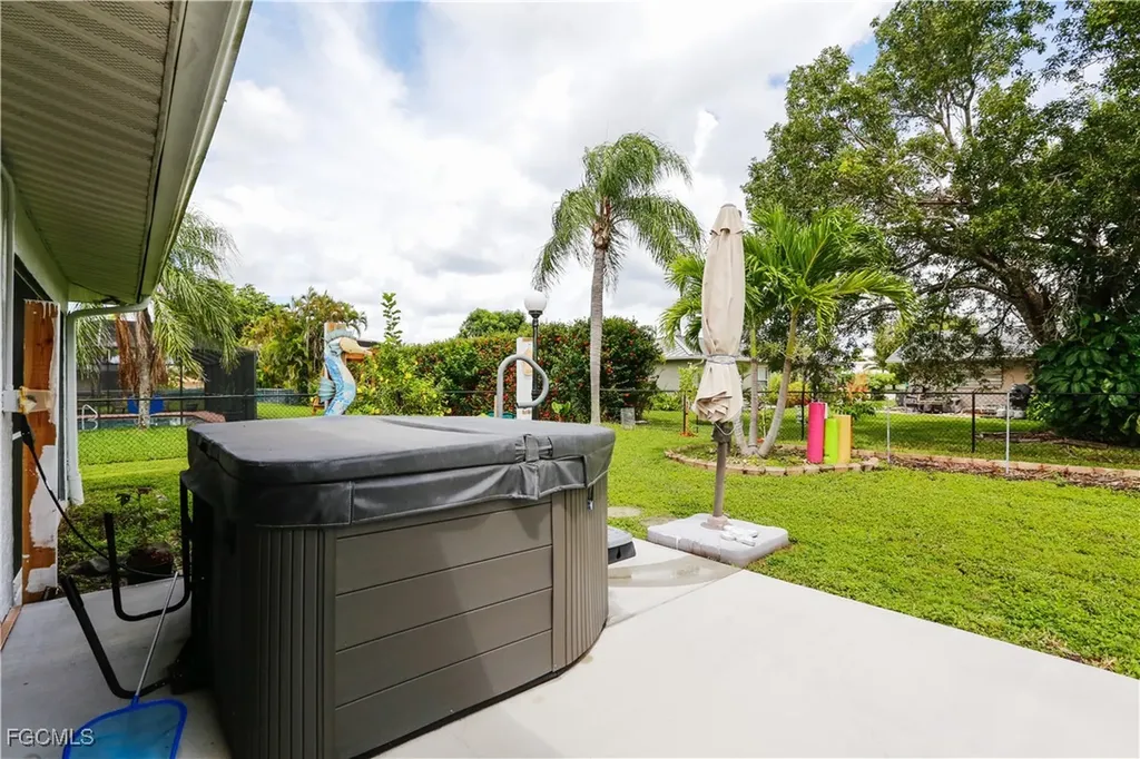 3417 SE 22nd Avenue Cape Coral FL 33904