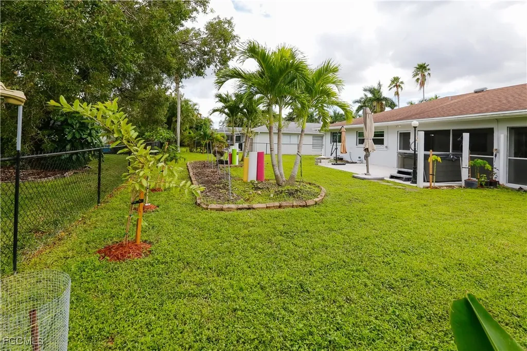 3417 SE 22nd Avenue Cape Coral FL 33904