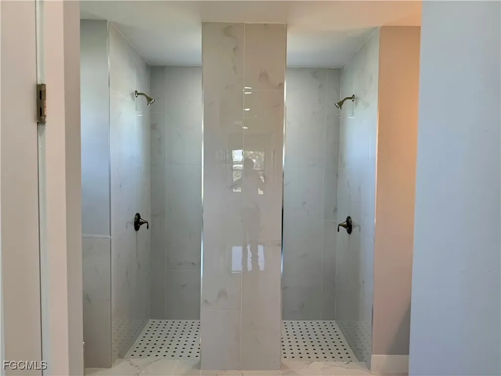 2004 Tropicana Parkway W Cape Coral FL 33993