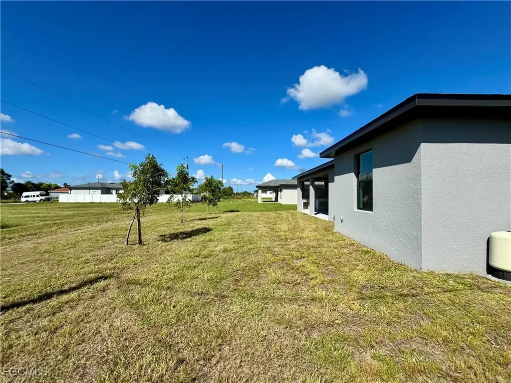 2004 Tropicana Parkway W Cape Coral FL 33993