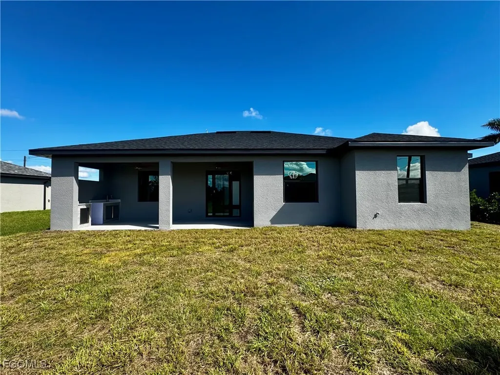 2004 Tropicana Parkway W Cape Coral FL 33993